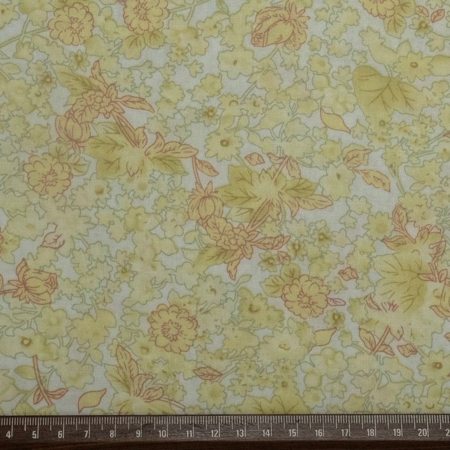 LIBERTY MICRO FLORAL PRINTED POPLIN PINK