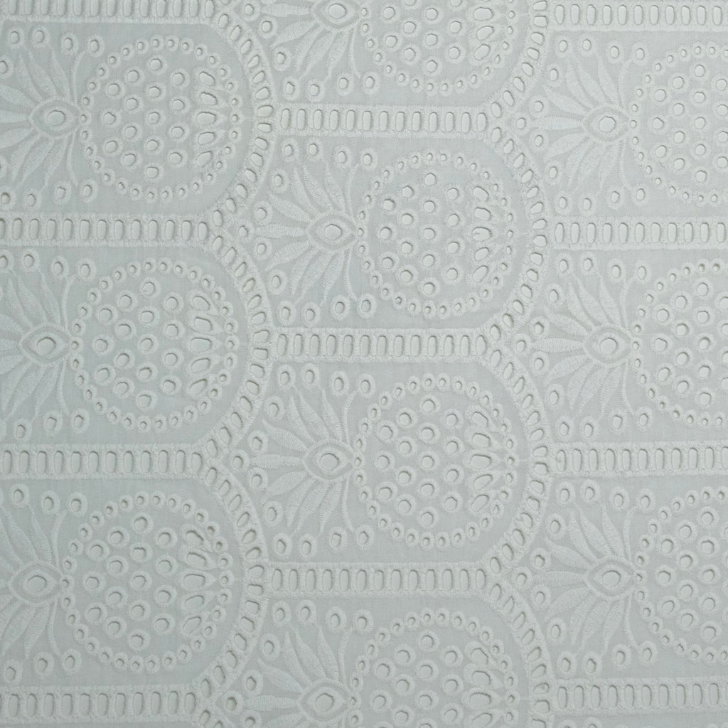 BORDADO INGLÉS PIÑAS BLANCO ÓTPICO