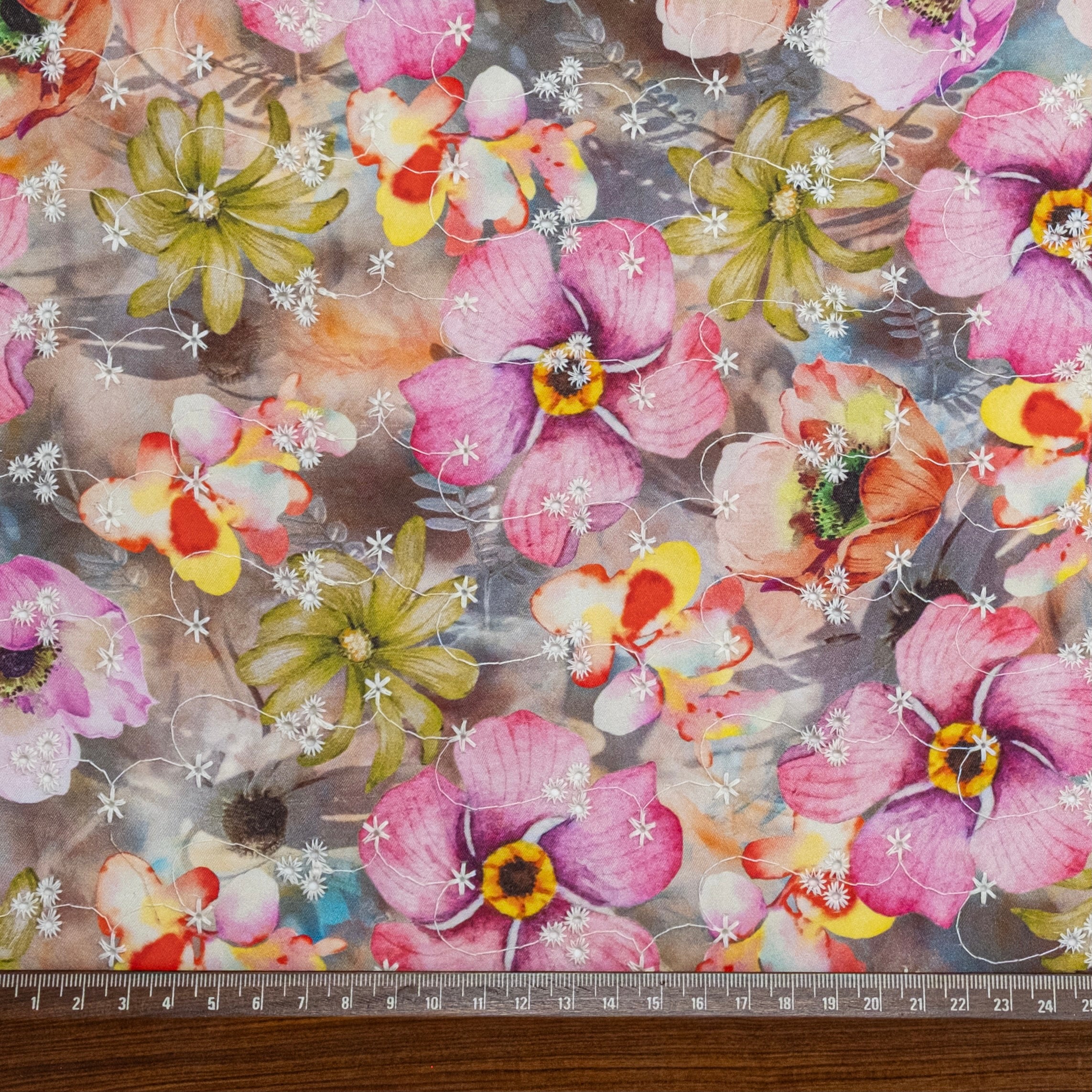 BORDADO ESTAMPADO FLORAL ABRIL