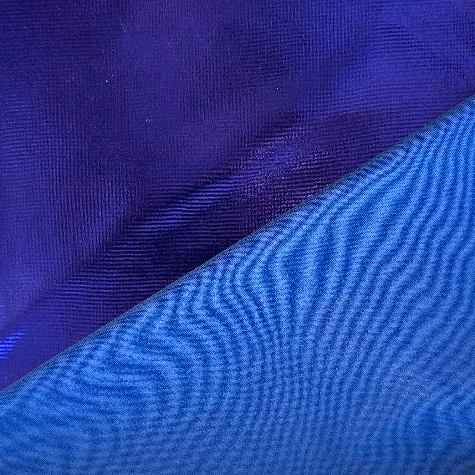 LAMINADO METÁLICO MORADO OSCURO