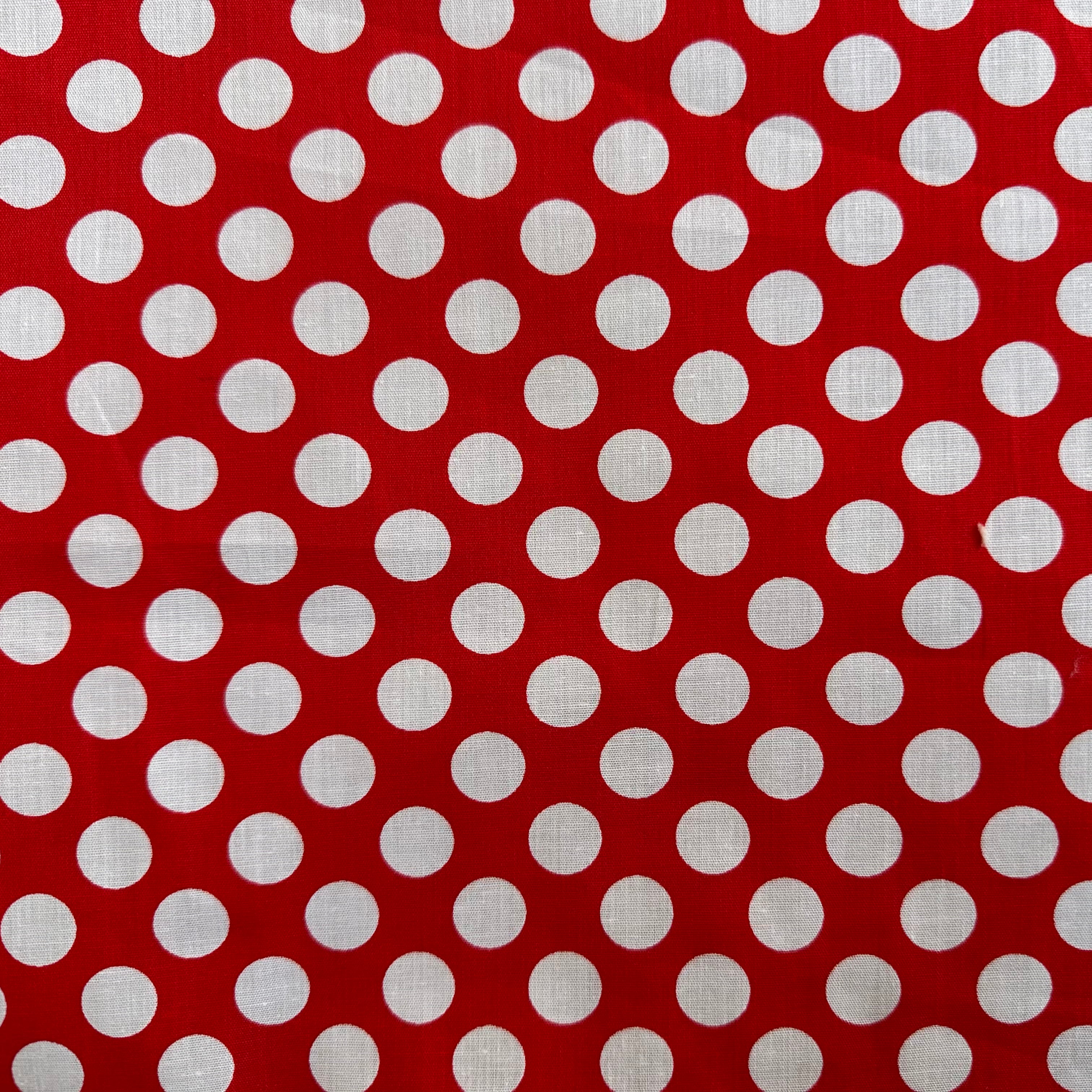 POPELIN ESTAMPADO TOPOS ROJO