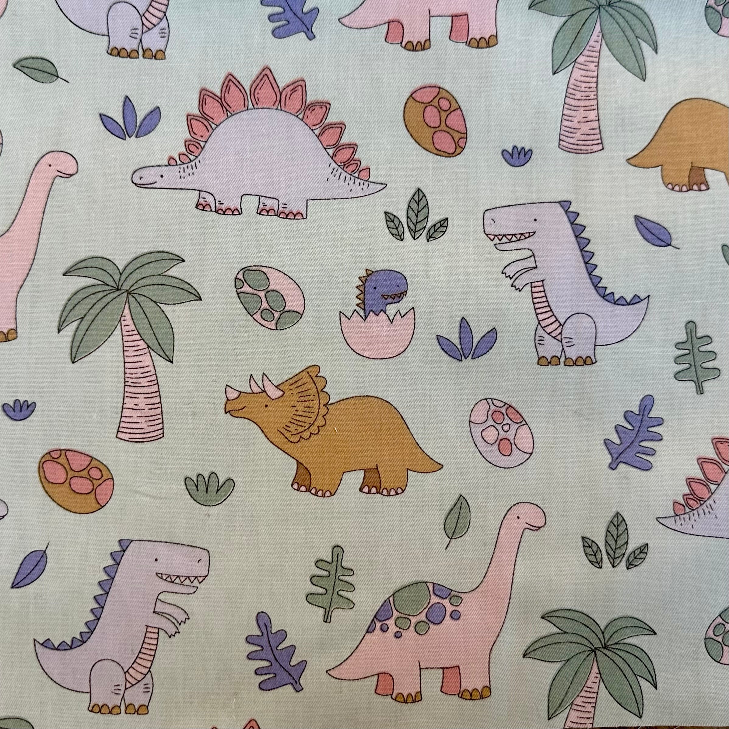 POPELÍN ESTAMPADO INFANTIL DIGITAL JURASSIC VERDE