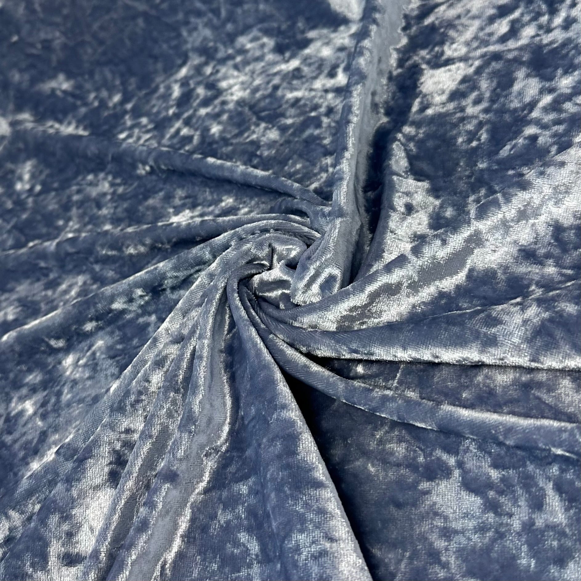 TELA MARTELÉ CON AGUAS AZUL CIELO