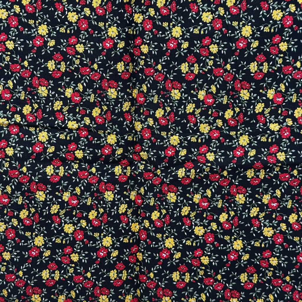 POPLINE IMPRIMÉE DE MILLE FLEURS ROUGES ET JAUNES