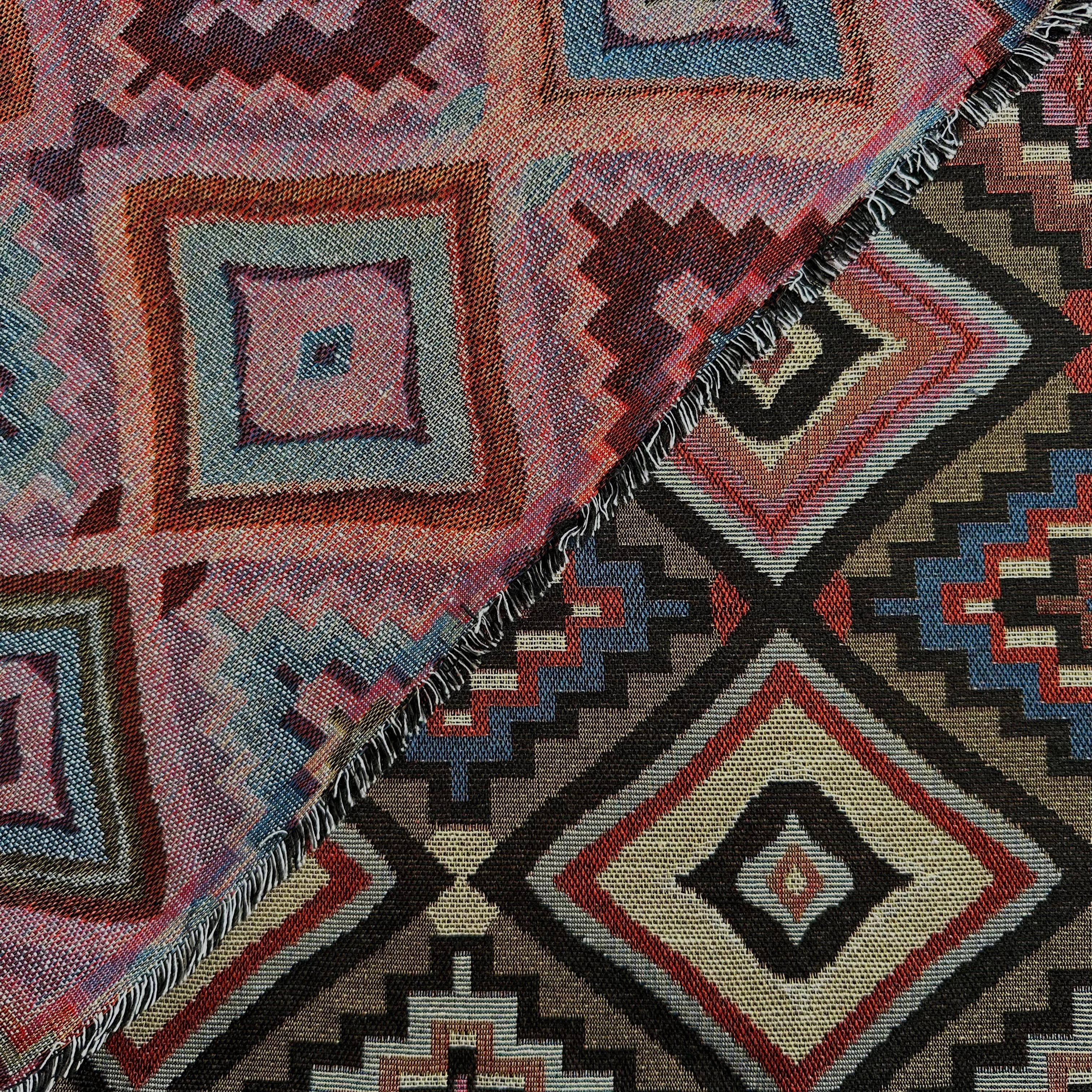 GOBELINO GEOMÉTRICO MARRÓN