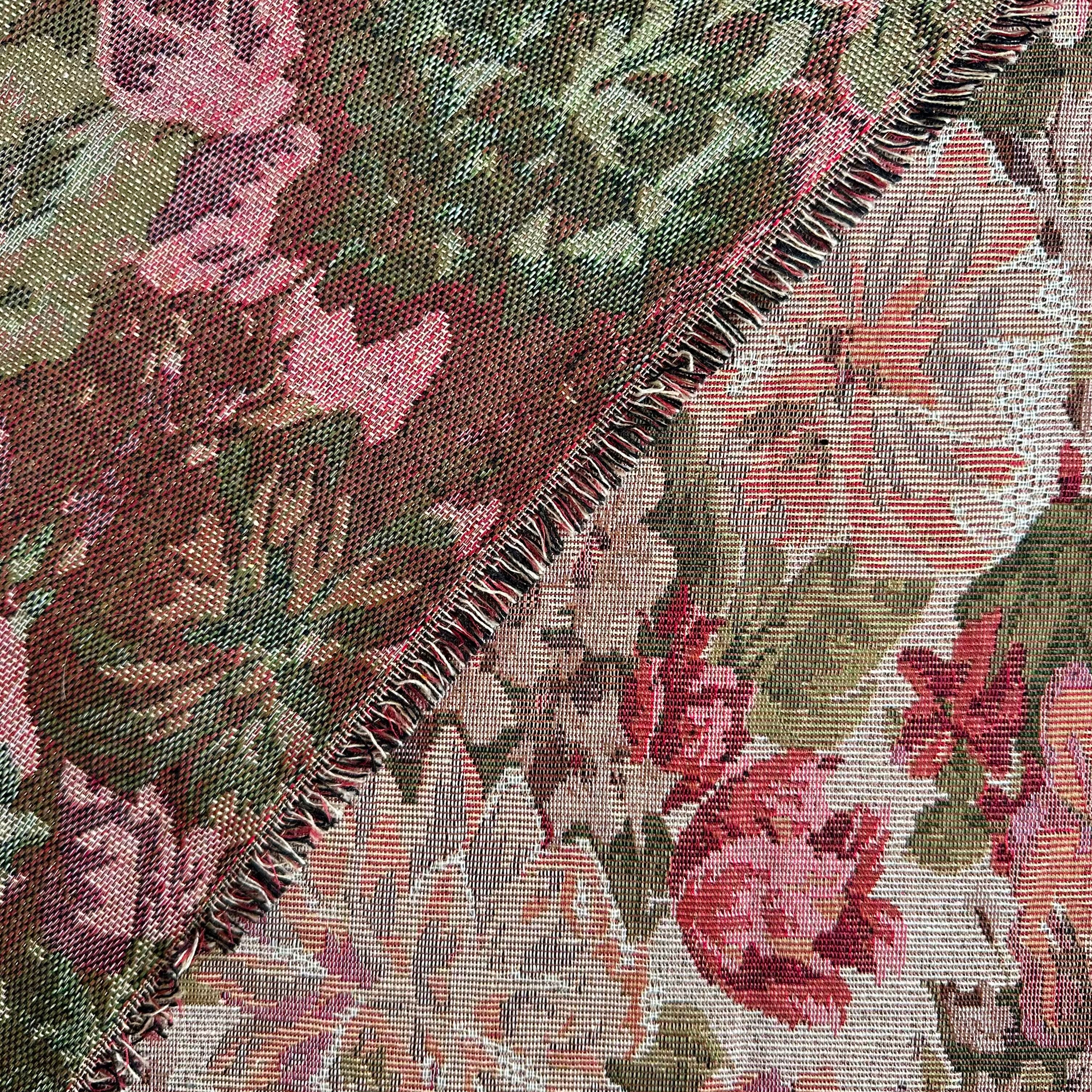 GOBELINO FLORAL ROSADO