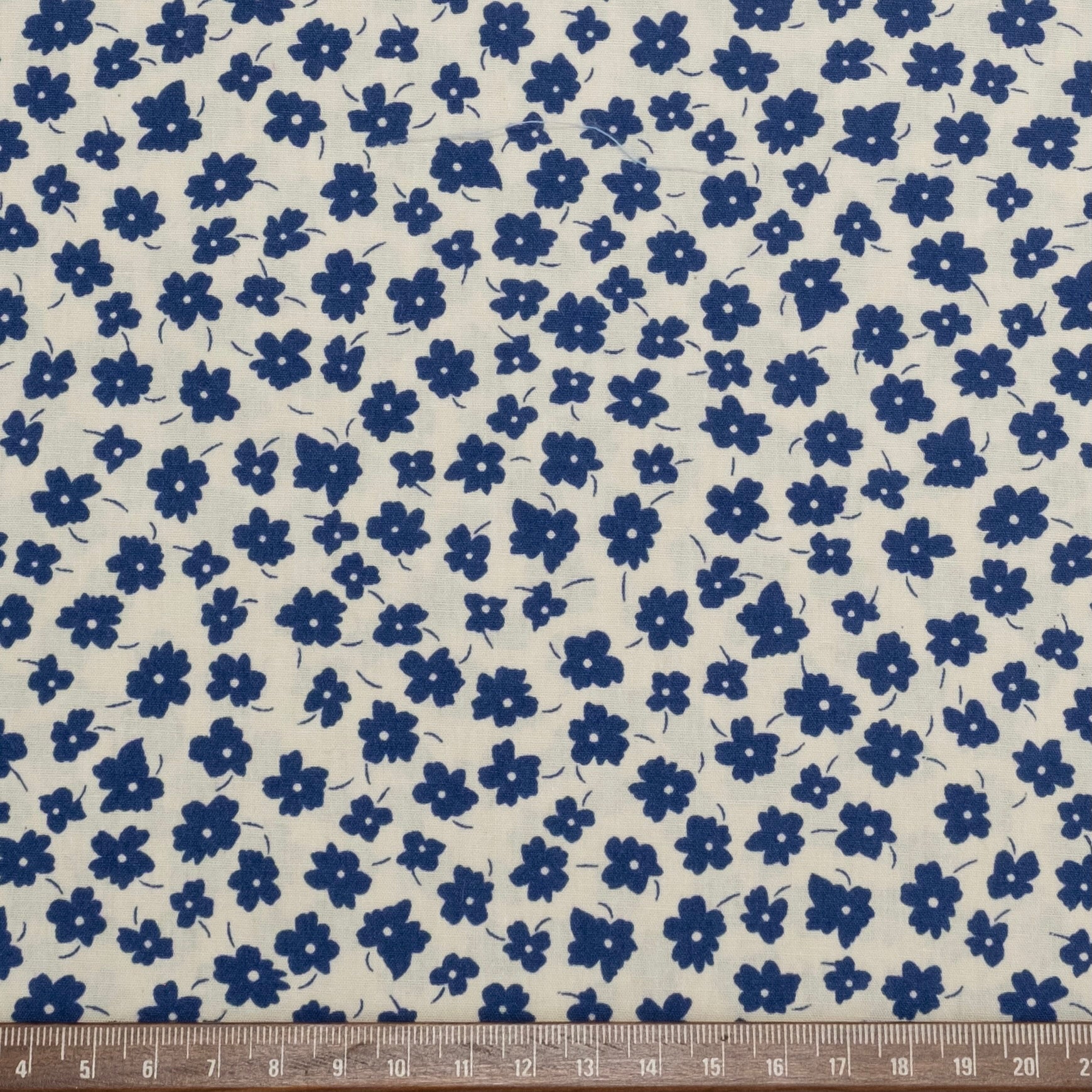 POPELÍN ESTAMPADO LIBERTY CIEN FLORES AZUL CLARO