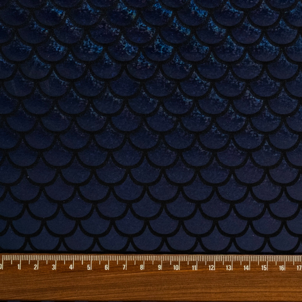 LAMINÉ MÉTALLISÉ SPANDEX ÉCAILLES BLEU FONCÉ