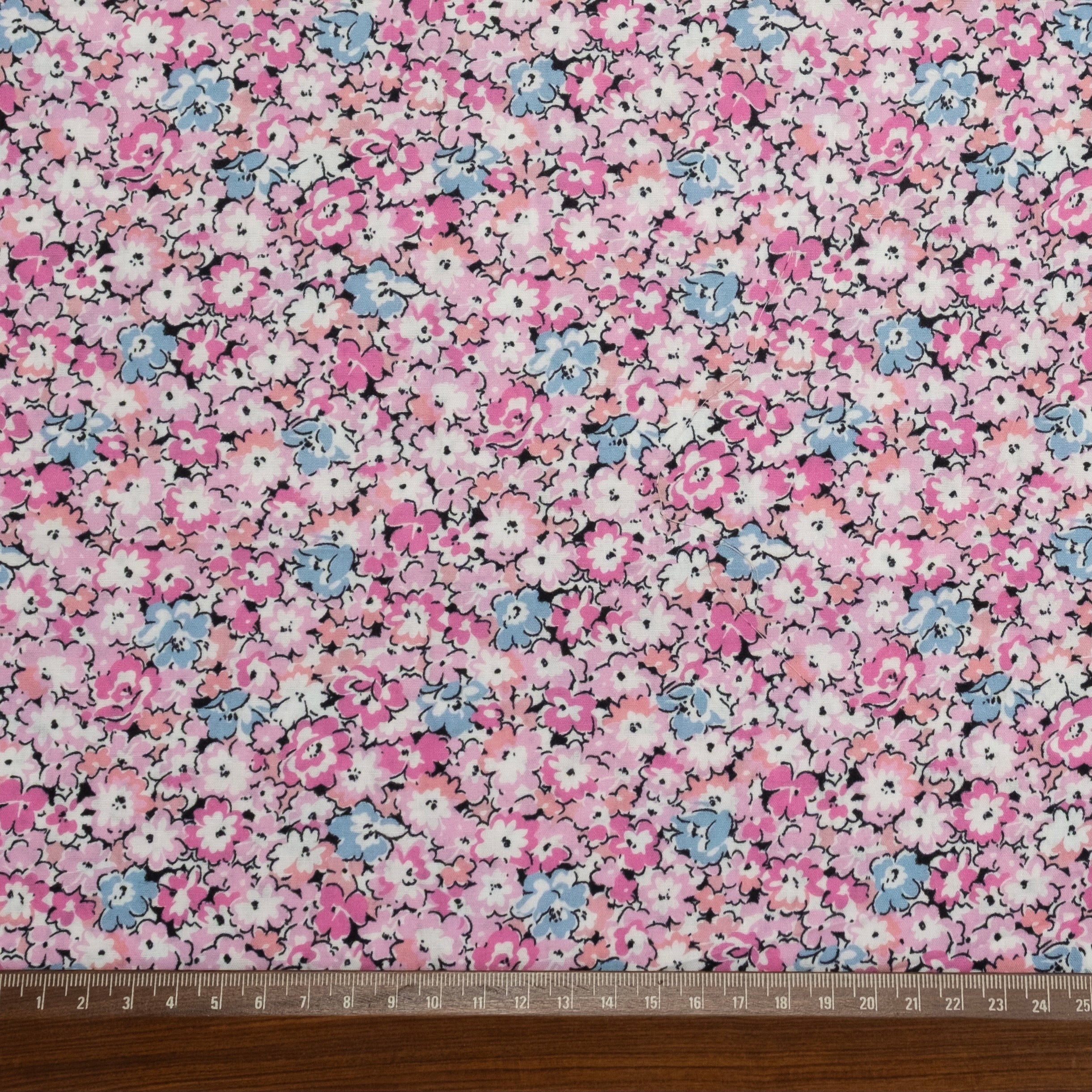 POPELÍN ESTAMPADO LIBERTY PRADERA DE MARZO