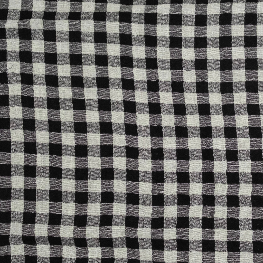 MUSELINA ESTAMPADA CUADROS NEGRA