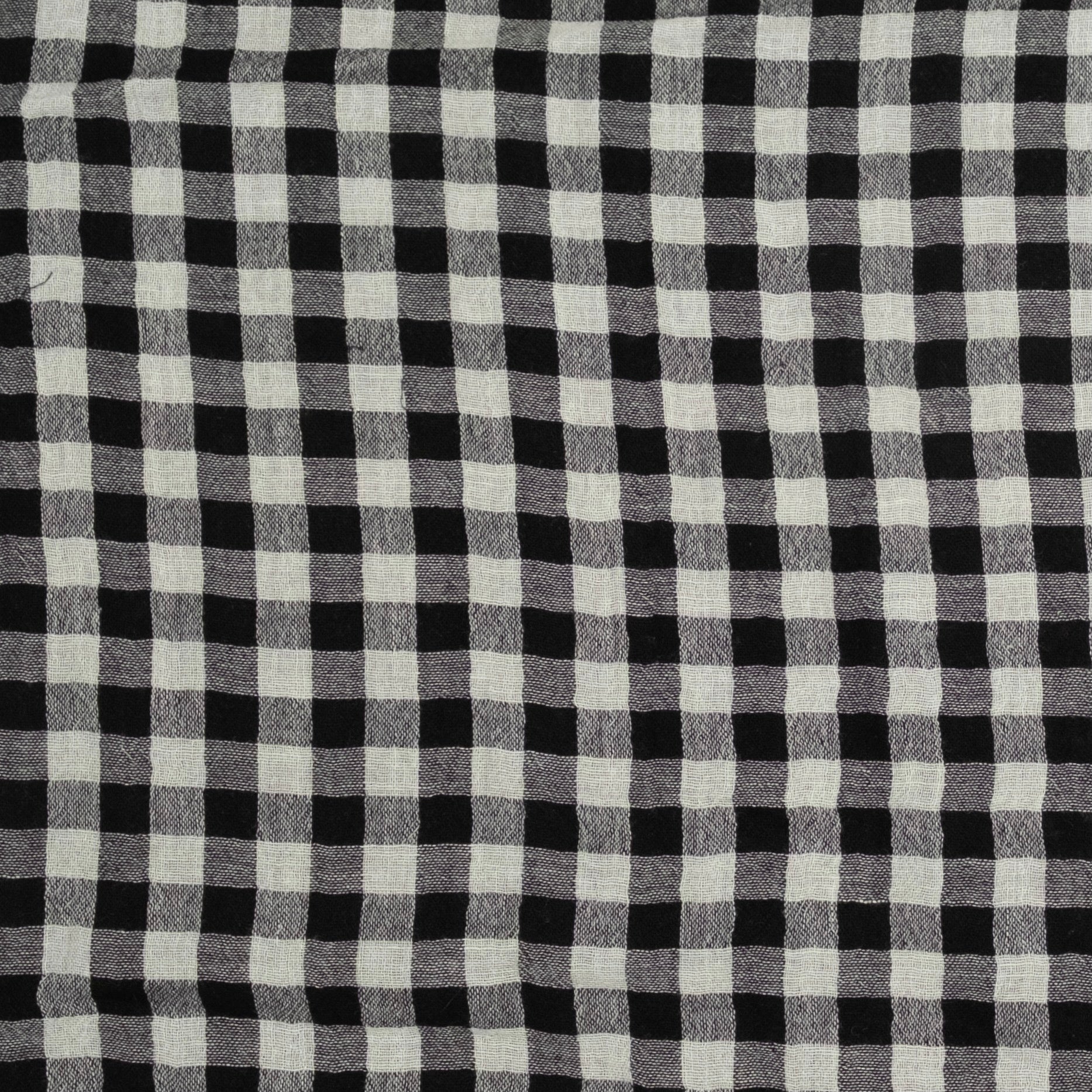 MUSELINA ESTAMPADA CUADROS NEGRA