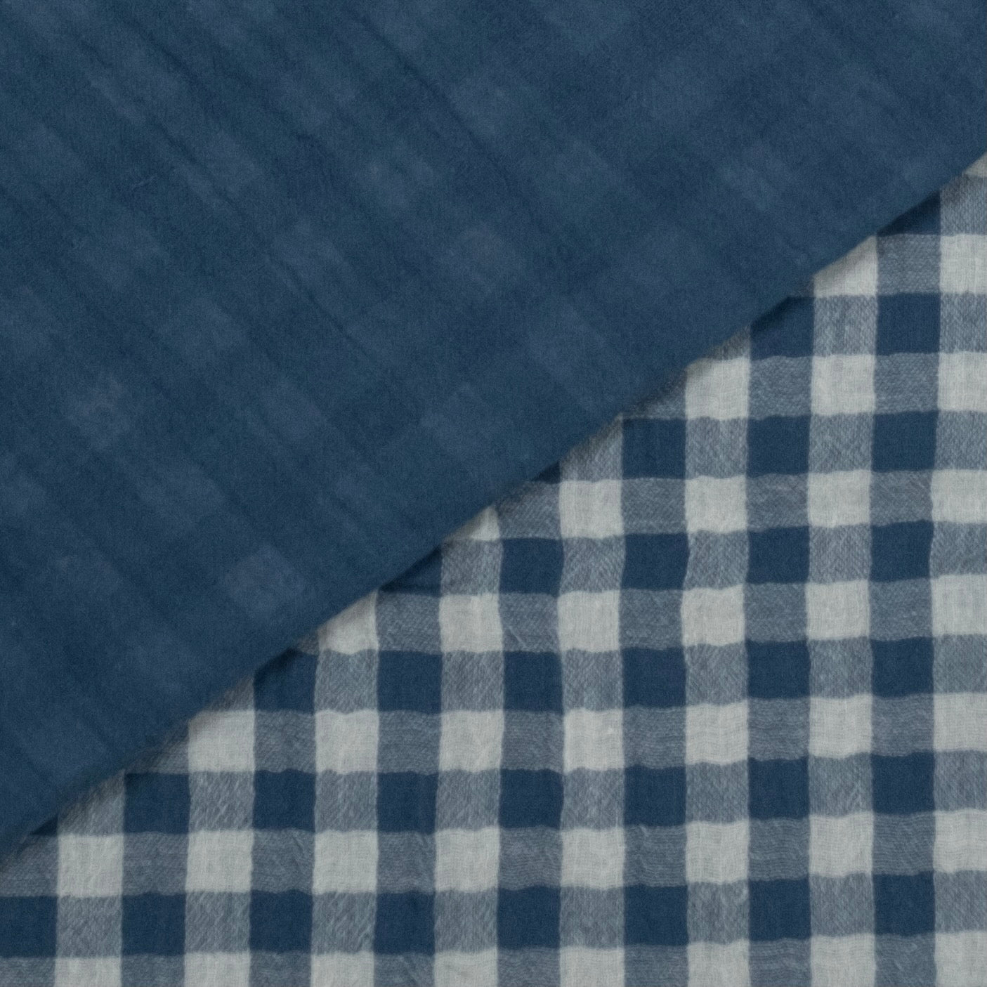 MUSELINA ESTAMPADA AZUL OSCURO
