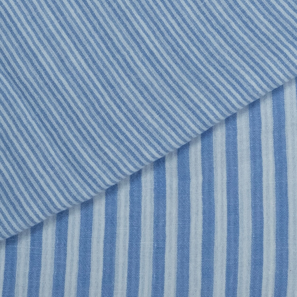 MUSELINA ESTAMPADA A RAYAS AZUL