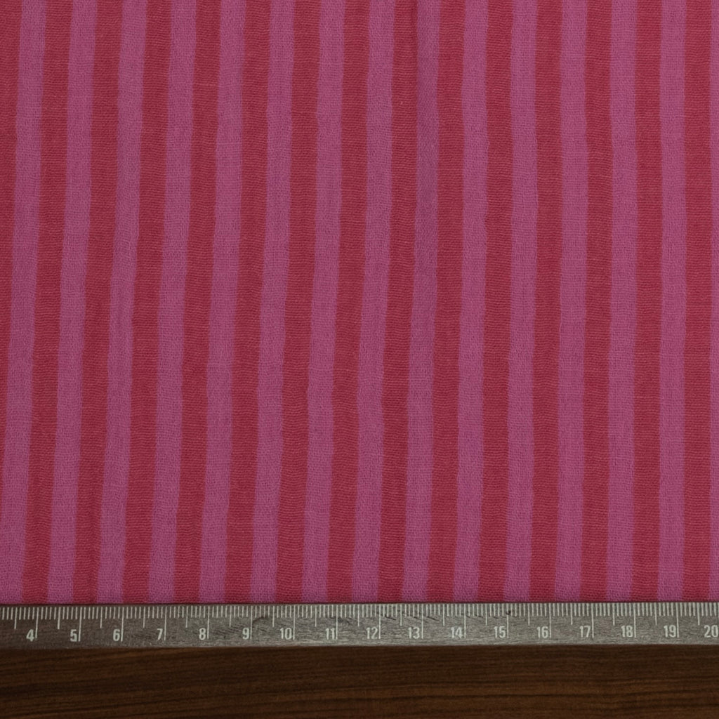 mousseline imprimée à rayures fuchsia
