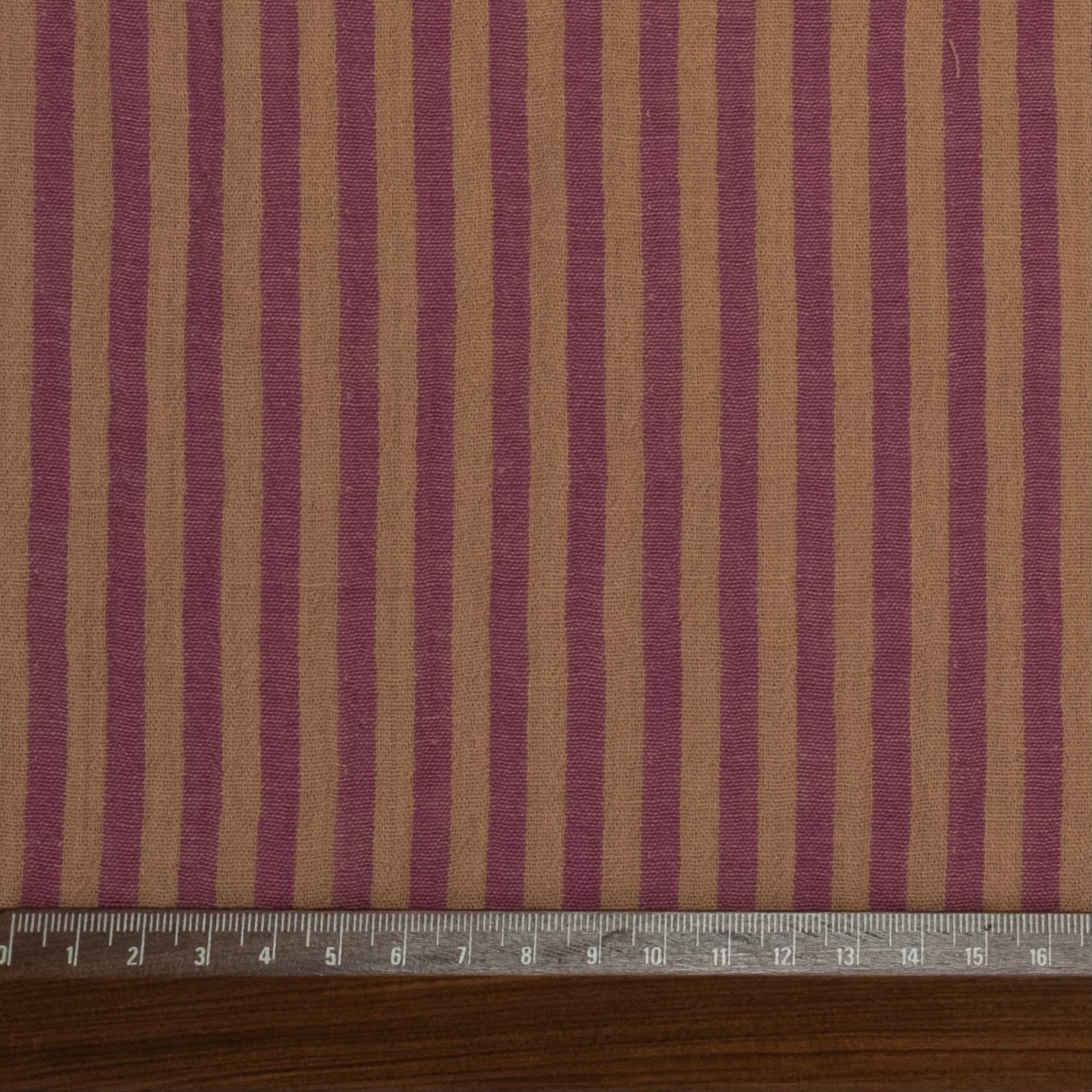 Mousseline imprimée à rayures lilas orange