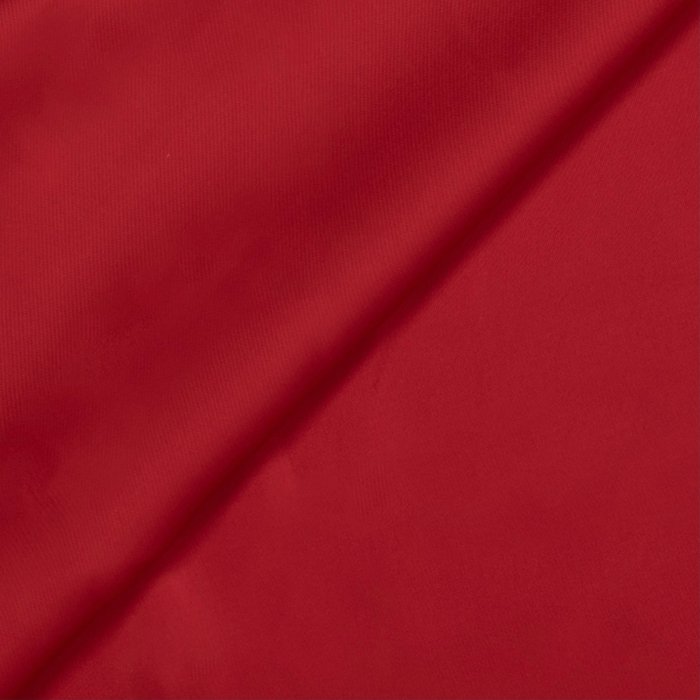 ROBE EN SATIN ROUGE