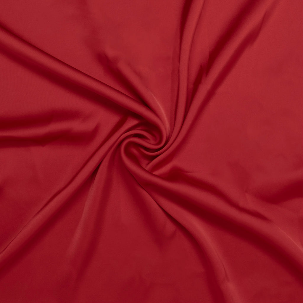 ROBE EN SATIN ROUGE