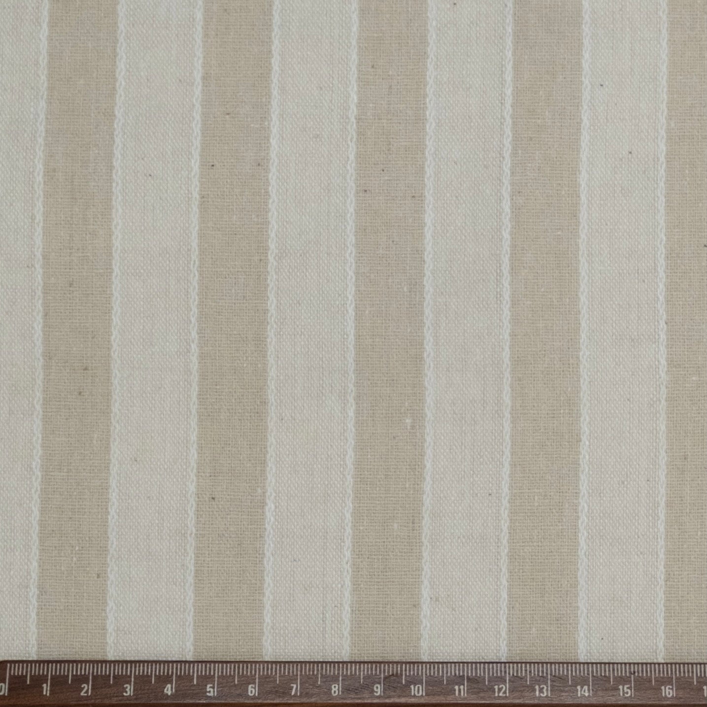 LINEN CANVAS PRINTED WITH BLUE STRIPES