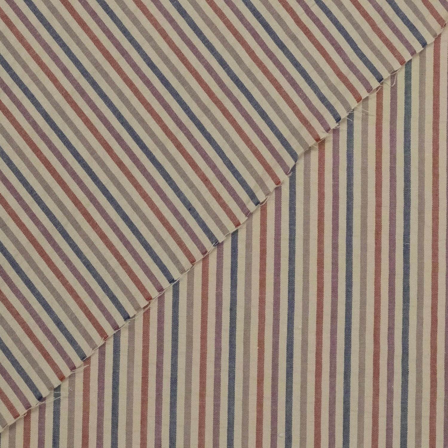 SEERSUCKER MIL RAYAS EN BEIGE