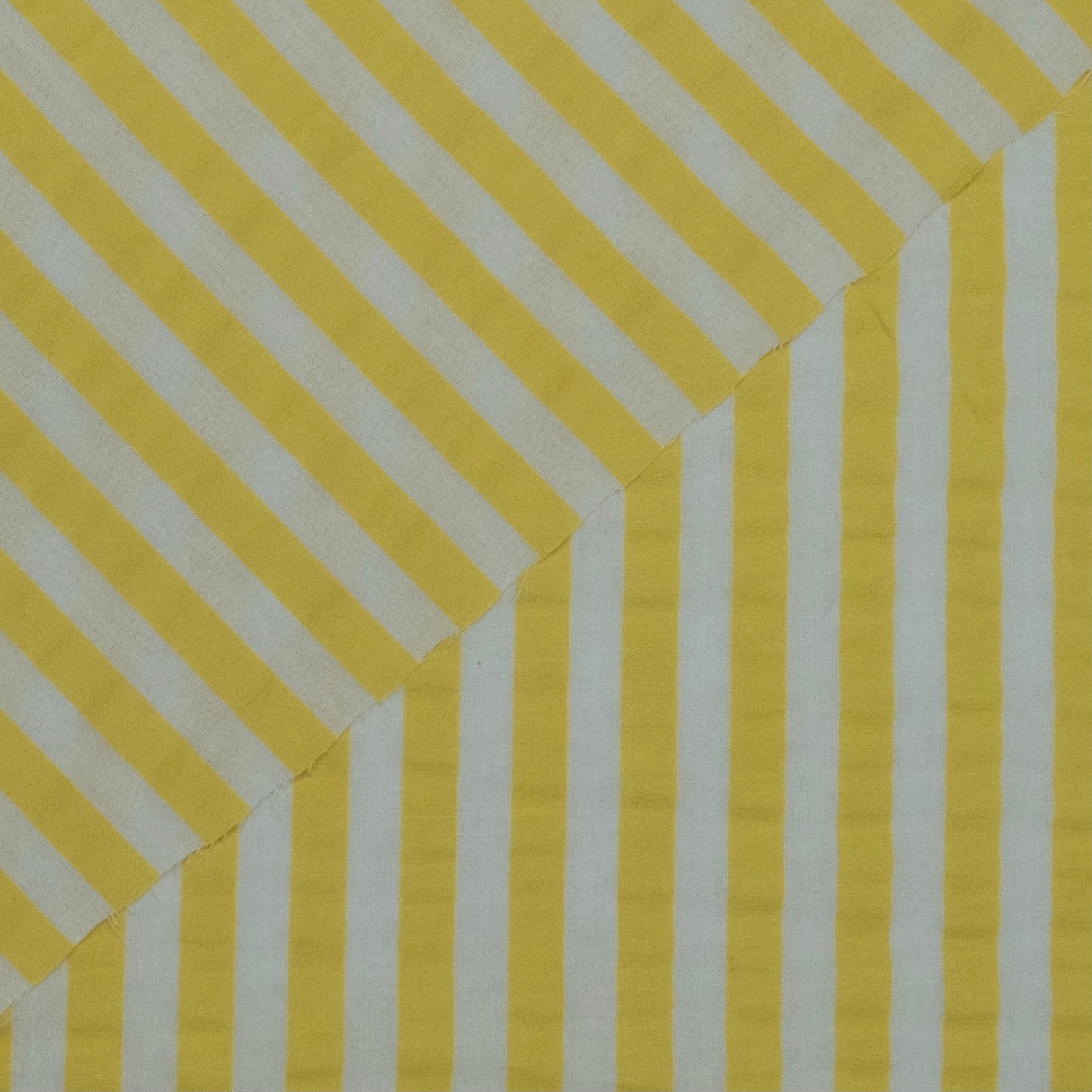 SEERSUCKER MIL RAYAS AMARILLO